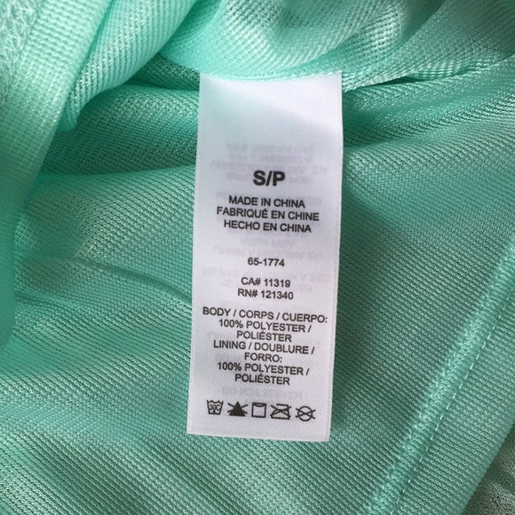 Dynamite | Sleeveless Top - Picture 8 of 10